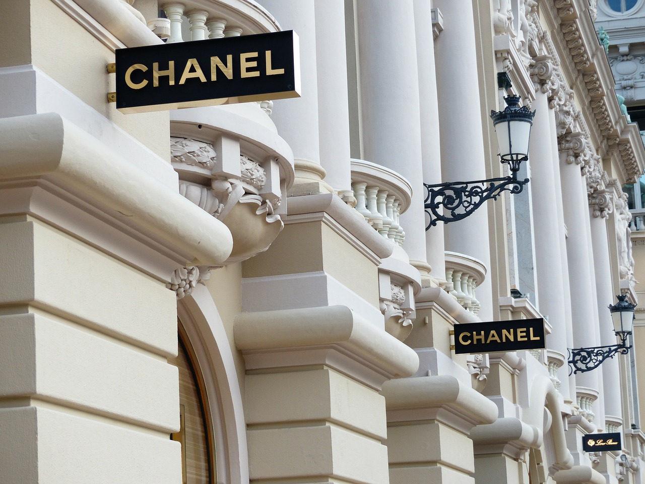 CHANEL BEAUTY, Avenue des Champs-Élysées, Paris, France, “Simplicity is the  keynote of all true elegance”, (Coco Chanel)…