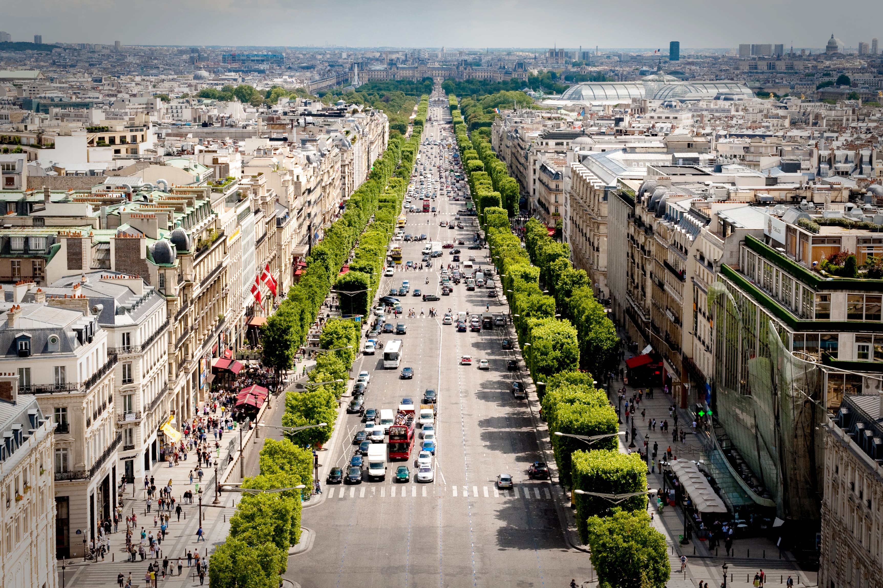 louboutin champs elysee