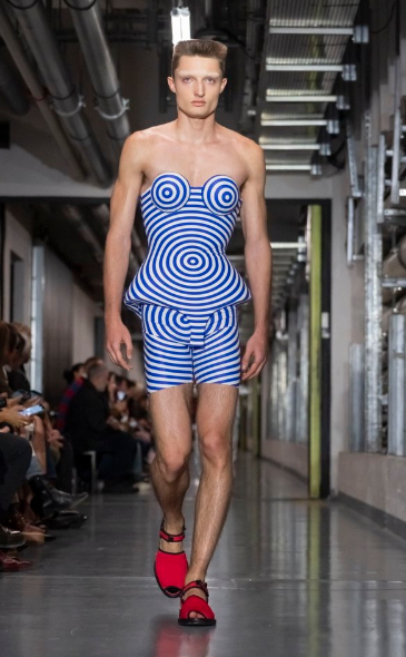 Jean Paul Gaultier printemps-été 2026 : Duran Lantink ravive la mode du scandale