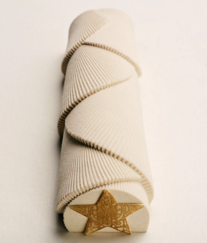 Bûches de Noël des maisons de luxe 2025 : 5 créations d’exception