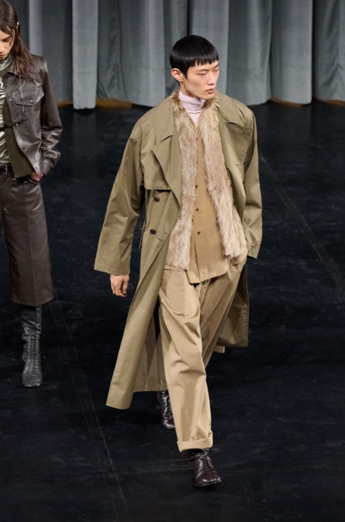 Lemaire Homme Hiver 2026 : la force tranquille du luxe post-logo