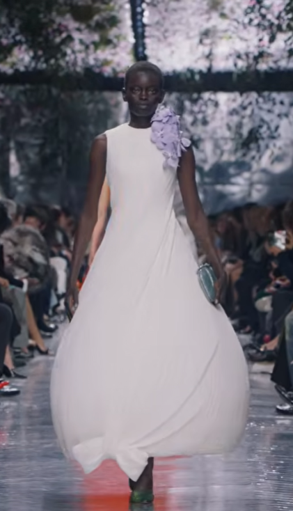 Dior Haute Couture Printemps-Eté 2026 : Jonathan Anderson réaffirme le soft power de la couture