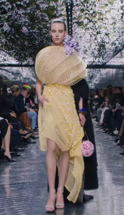 Dior Haute Couture Printemps-Eté 2026 : Jonathan Anderson réaffirme le soft power de la couture
