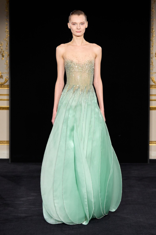 Armani Privé Haute Couture Printemps-Eté 2026