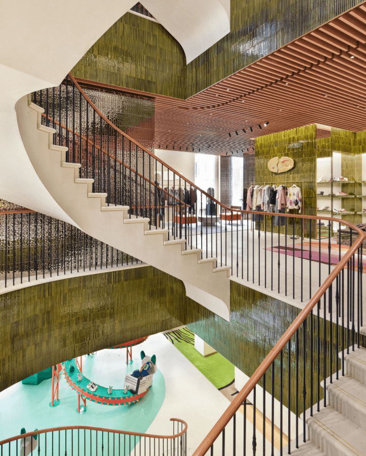 Casa Loewe Ginza : stratégie et enjeux du flagship