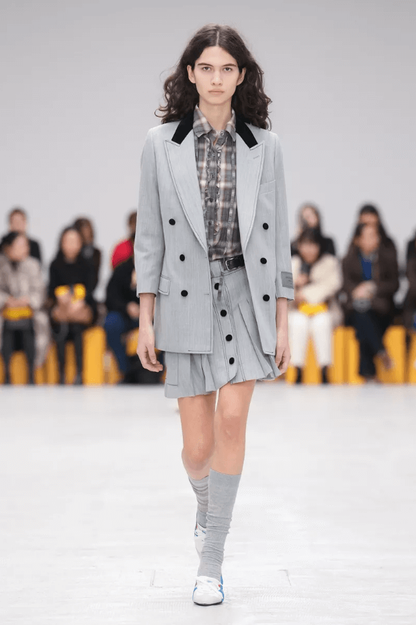 Onitsuka Tiger automne hiver 2026 : analyse du défilé