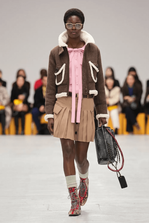 Onitsuka Tiger automne hiver 2026 : analyse du défilé
