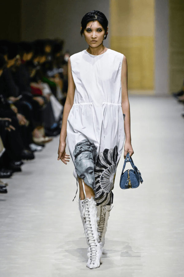 Analyse du défilé Prada automne hiver 2026