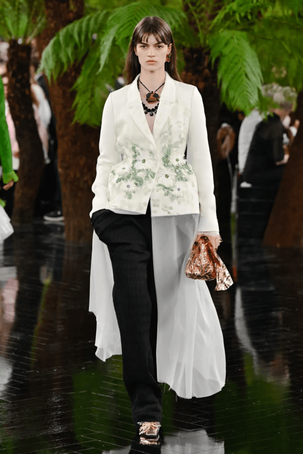 défilé haute couture Dior fall 2026