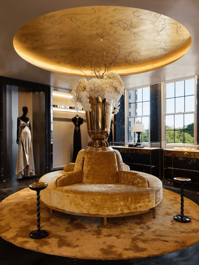 Schiaparelli agrandit sa boutique chez Bergdorf Goodman