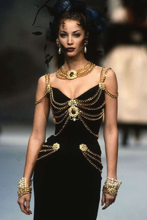 Histoire de la petite robe noire de Chanel