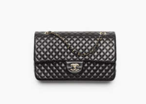 Le sac Chanel 11.12 (Classic Flap) : l'héritier du 2.55 devenu un symbole mondial du luxe.