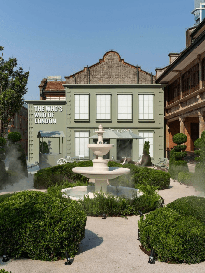 Penhaligon's met en scène ses parfums à Shanghai