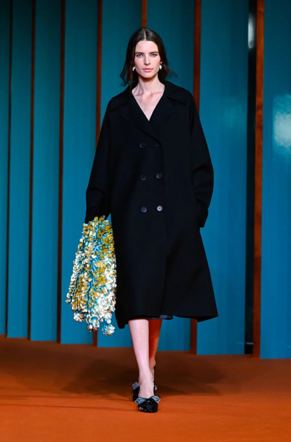 Fashion Week Printemps-Eté 2027 | Tory Burch : un virage créatif pour piloter la montée en gamme
