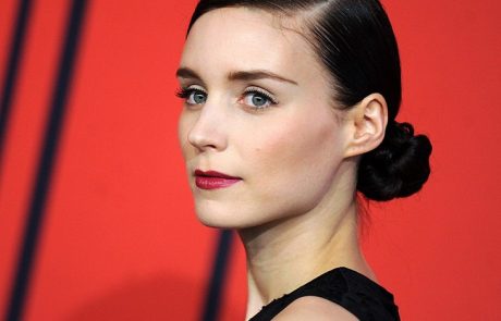 Rooney Mara, nouvelle égérie parfum pour Givenchy