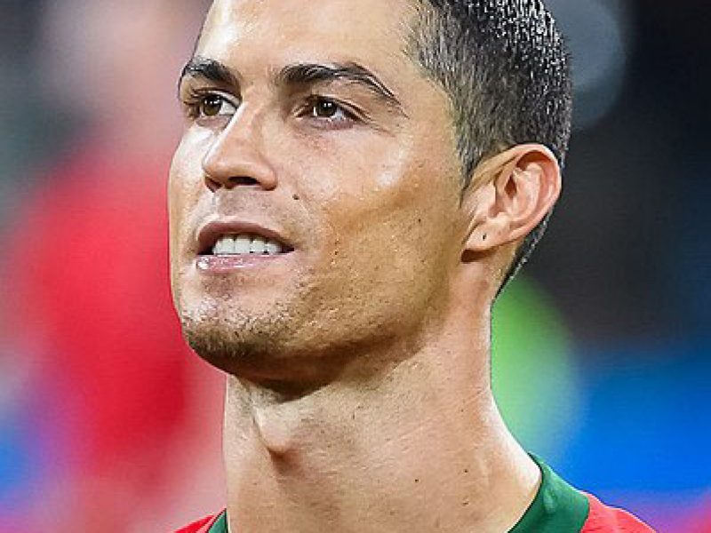 Cristiano Ronaldo se lance dans l’hôtellerie de luxe à Paris