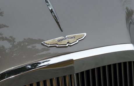 Aston Martin veut entrer à la bourse de Londres