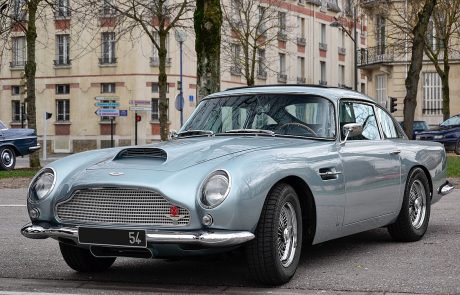 Aston Martin ressort sa légendaire DB5