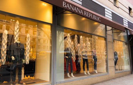 Banana Republic propose des vêtements en location