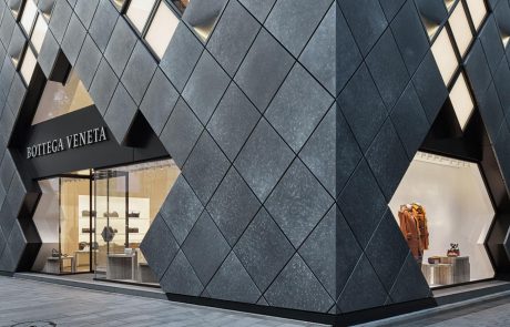 Bottega Veneta prépare son installation à Tokyo