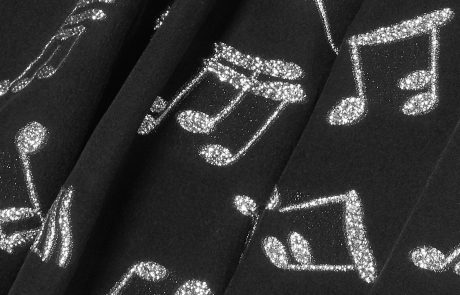 Saint Laurent double la mise sur le web