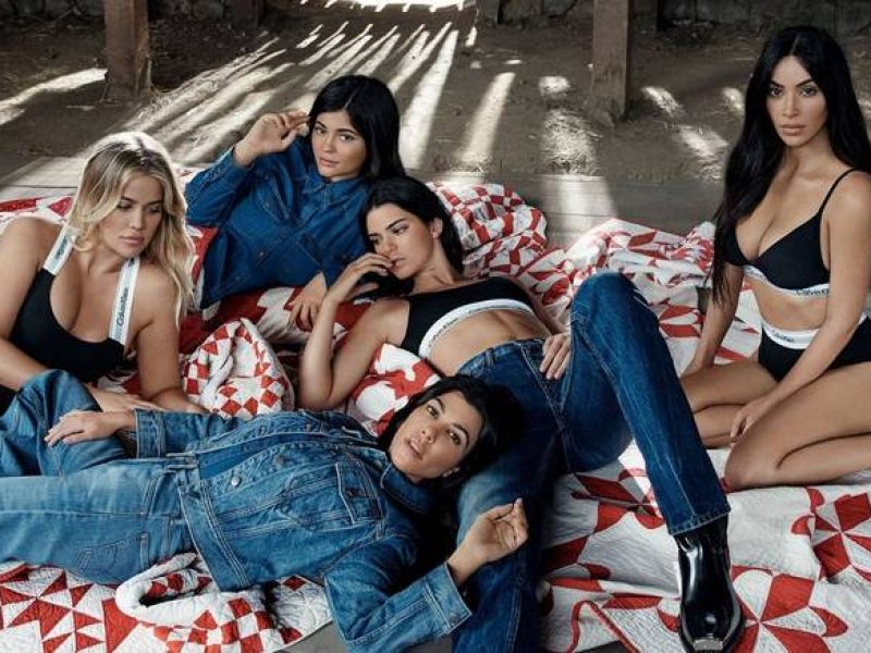 Les sœurs Kardashian, nouvelles égéries Calvin Klein