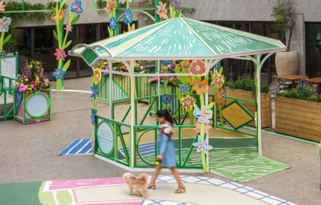 Van Cleef & Arpels : un jardin fleuri au Rockefeller Center