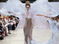 Fashion Week Londres 2025 : Londres parie sur ses jeunes talents pour exister face à Paris et Milan