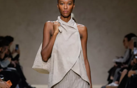 Défilé Armani printemps-été 2026 : le testament mode de Giorgio Armani