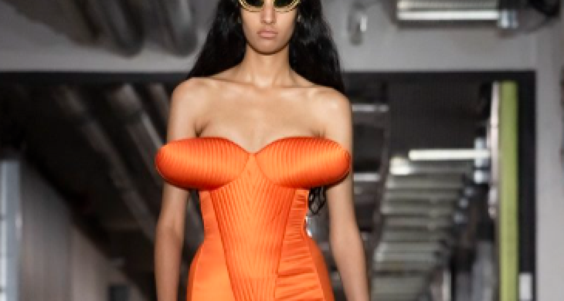 Jean-Paul Gaultier printemps-été 2026 : Duran Lantink ravive la mode du scandale