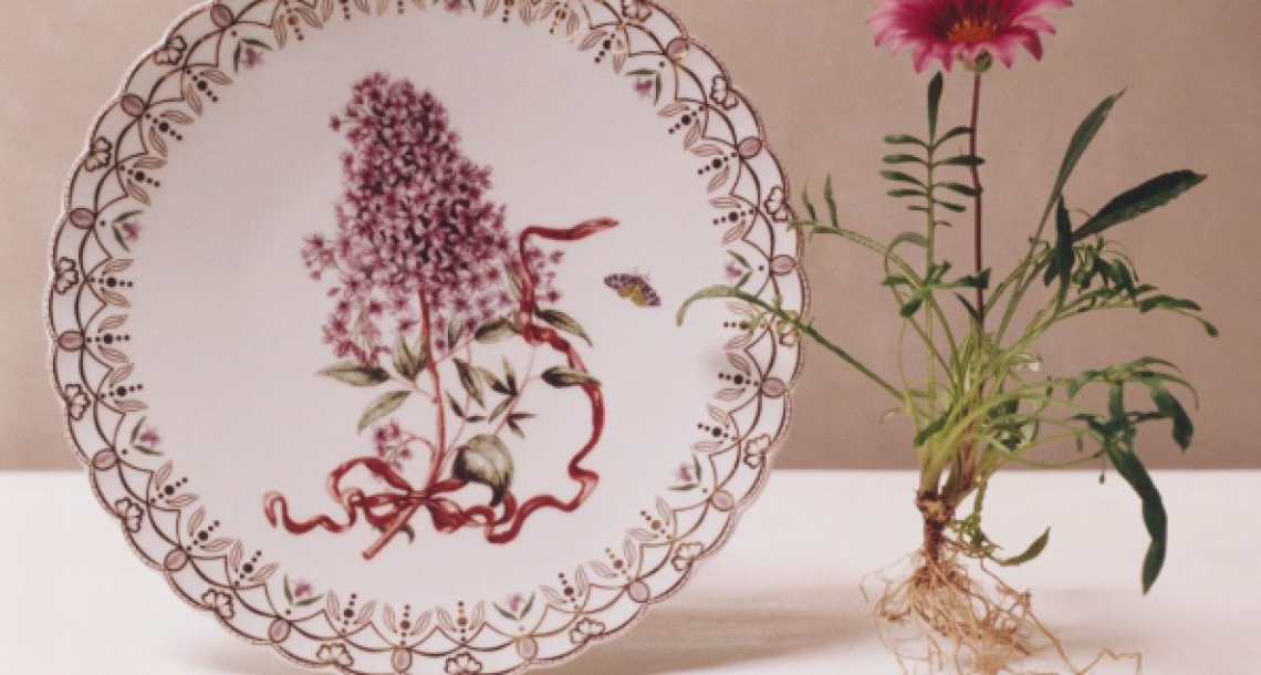 Dior Maison lance Flower Couture, un herbier précieux qui réinvente l’art de la table