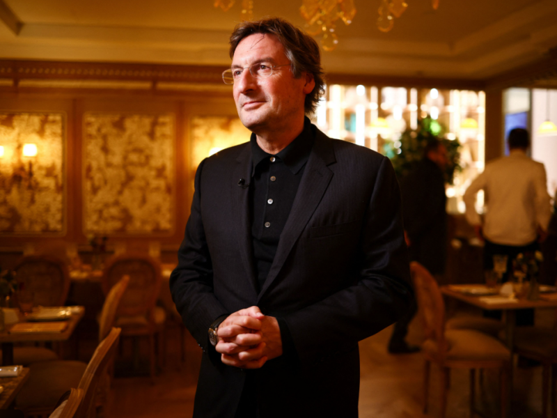 Pietro Beccari succède à Sidney Toledano en tant que CEO de LVMH
