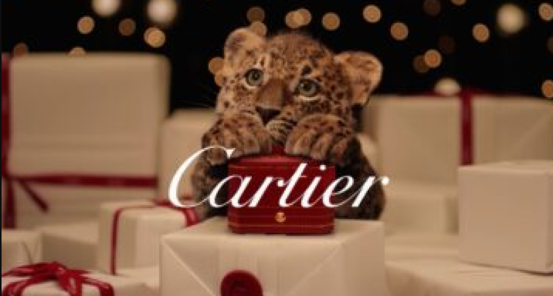 Noël du luxe | Les bébés panthères de Cartier, stars d&rsquo;une nouvelle campagne