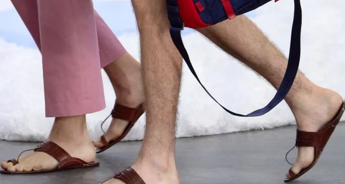 Prada et les sandales Kolhapuri : un accord avec l’Inde après la polémique