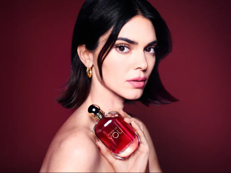 Emporio Armani nomme Kendall Jenner ambassadrice du parfum Power of You
