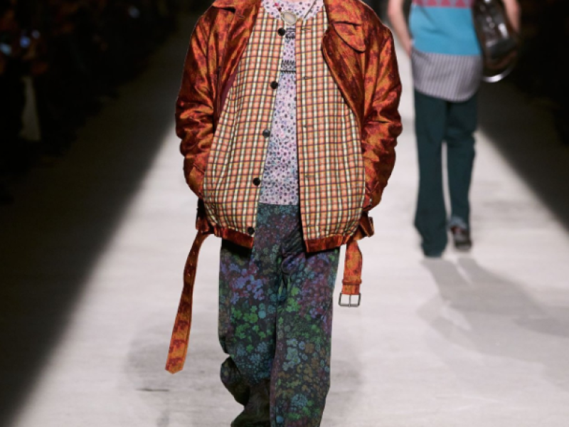 Dries Van Noten Homme hiver 2026 : Julian Klausner choisit la continuité