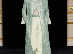 Armani Privé Haute Couture Printemps-Eté 2026 : la permanence comme luxe absolu