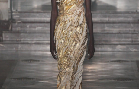 Yuima Nakazato Haute Couture Printemps-Eté 2026 : une couture de l&rsquo;expérimentation