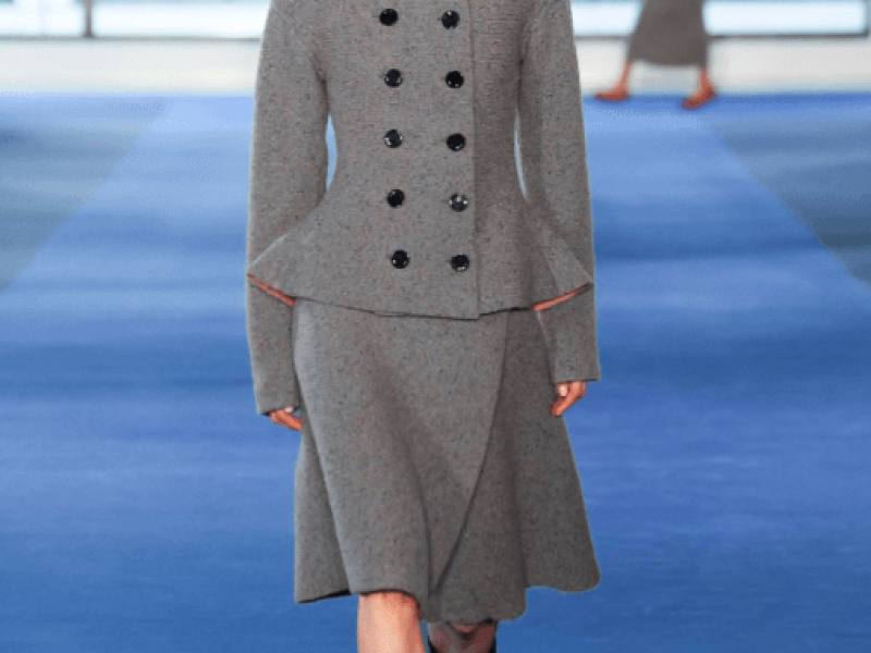 Proenza Schouler Automne-Hiver 2026 : la transition maîtrisée de Rachel Scott