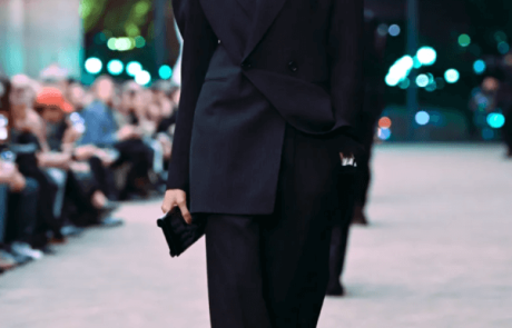 Saint Laurent automne-hiver 2026 : Anthony Vaccarello réaffirme la force de la continuité