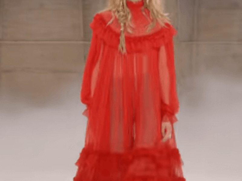 Chloé automne-hiver 2026 : la consolidation stratégique du romantisme