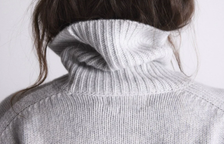 L&rsquo;intemporelle rencontre entre le plaisir et les matières précieuses : le cachemire français