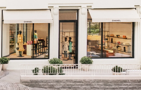 Chanel ouvre une boutique éphémère à Biarritz avant son défilé Croisière 2026