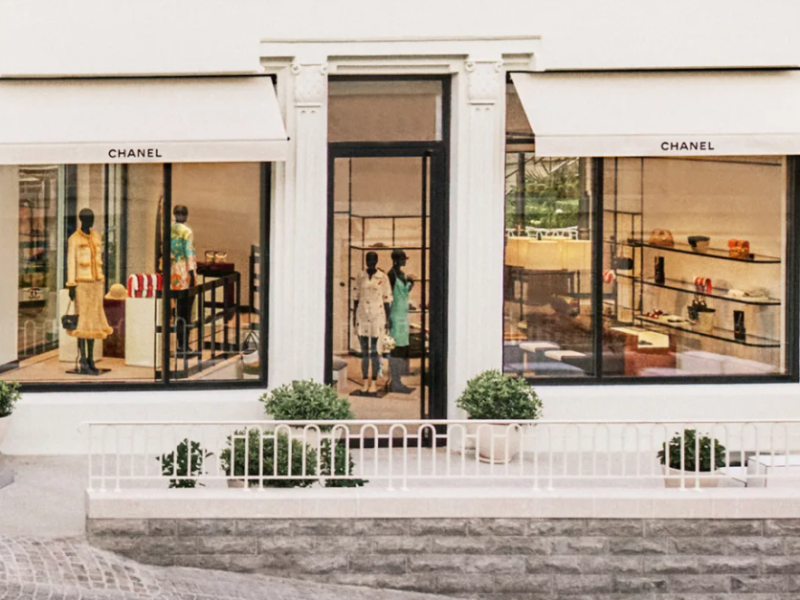 Chanel ouvre une boutique éphémère à Biarritz avant son défilé Croisière 2026