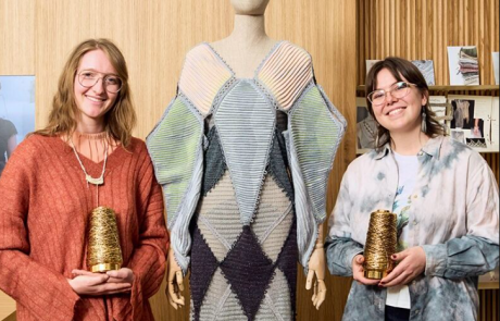 Loro Piana célèbre les 10 ans de son Knit Design Award