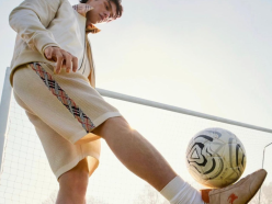 Burberry mise sur le football avant la Coupe du monde 2026 avec sa campagne « A Good Sport »