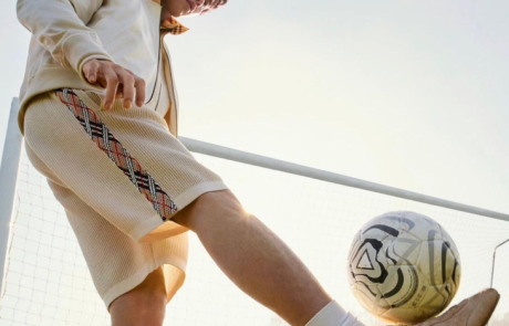 Burberry mise sur le football avant la Coupe du monde 2026 avec sa campagne « A Good Sport »