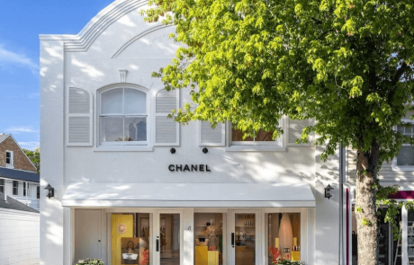 Pop-up store luxe été 2026 | Chanel ouvre sa boutique d&rsquo;été dans les Hamptons