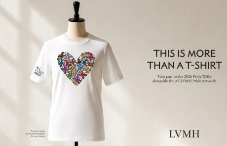 Louis Vuitton signe le t-shirt Pride 2026 de LVMH
