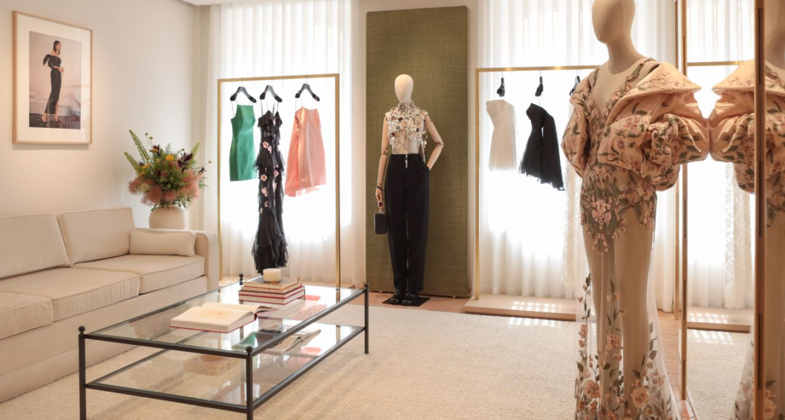 Givenchy ouvre une boutique estivale à Saint-Tropez